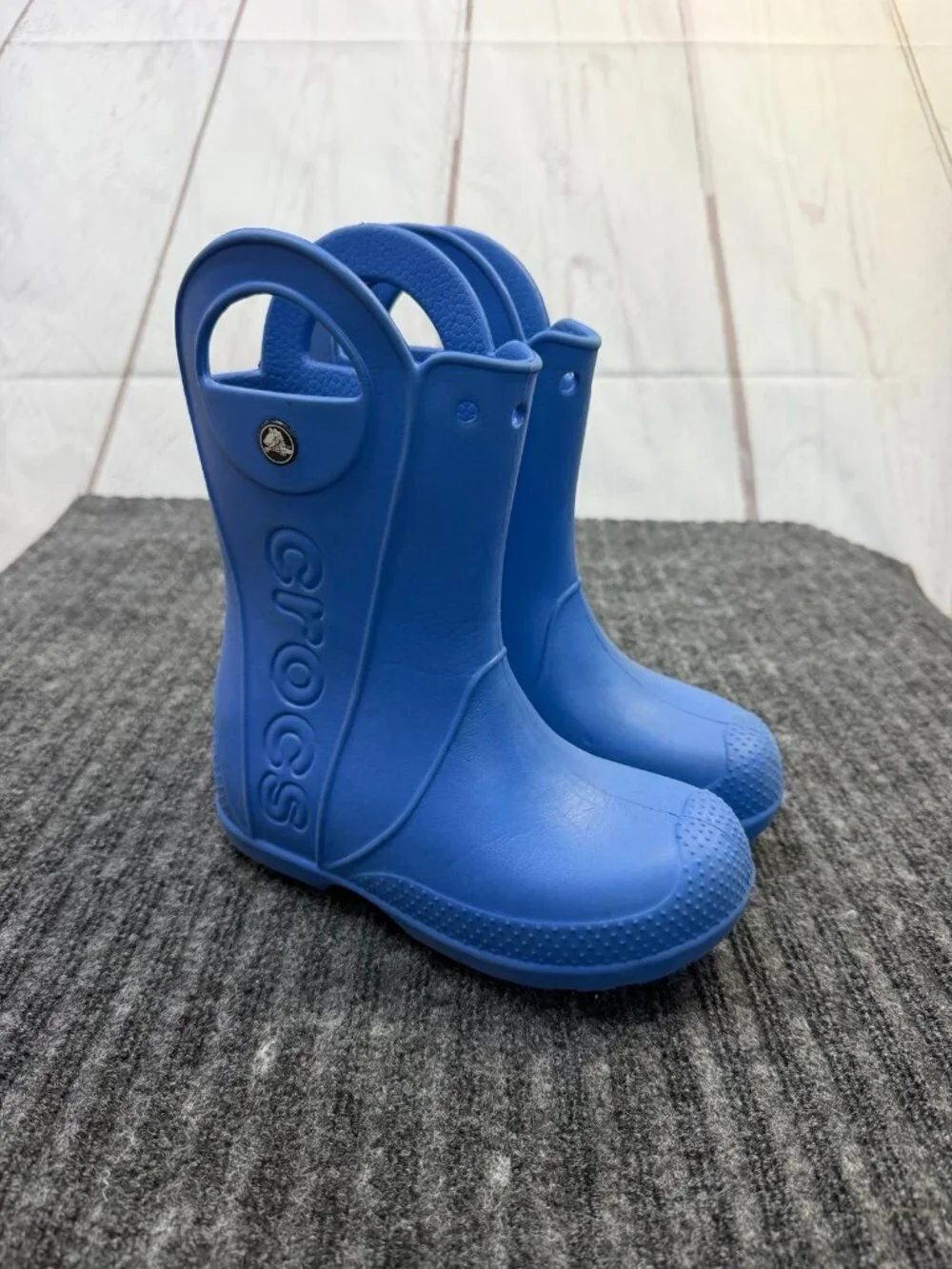 Crocs Handle It Rain Boots Blue Kids Size J1 Waterproof Pull-On Boots